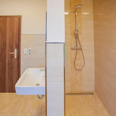 Διαμέρισμα Terra Am Plauer M Garten